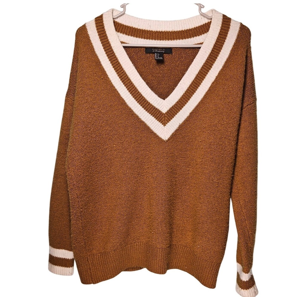 Forever 21 Womens Golden Brown VNeck Knit Sweater Small Preppy Varsity Style‎